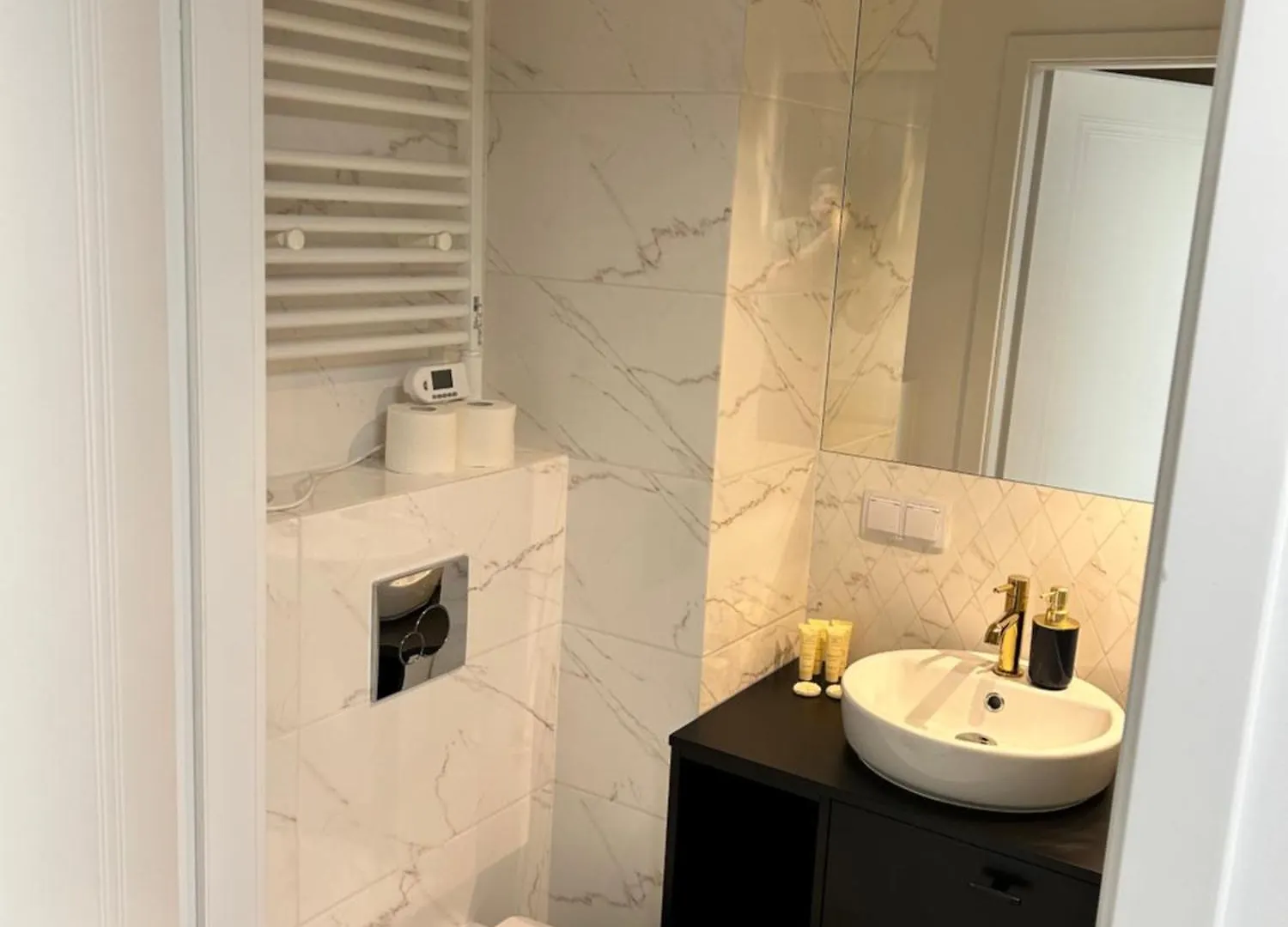 Apartments Bliska Residence Warsaw 0*,  Poland